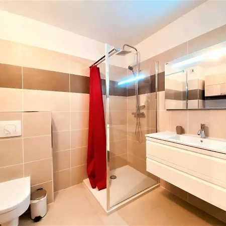 Porto Piano 2 Pièces En Centre-ville * Propriano (Corsica)